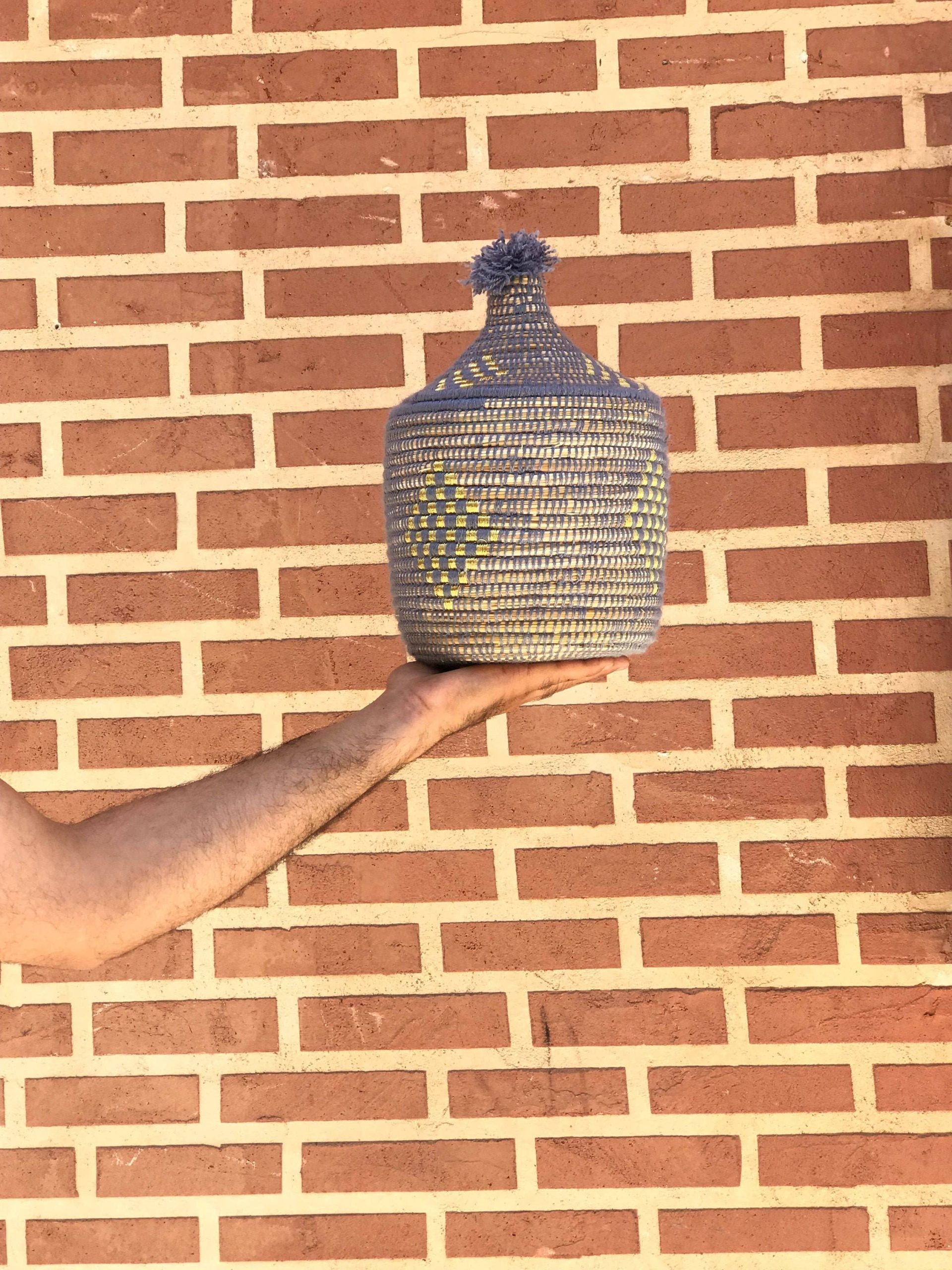 Berber Moroccan 'Bread' Basket: Vibrant Craftsmanship - Image 4