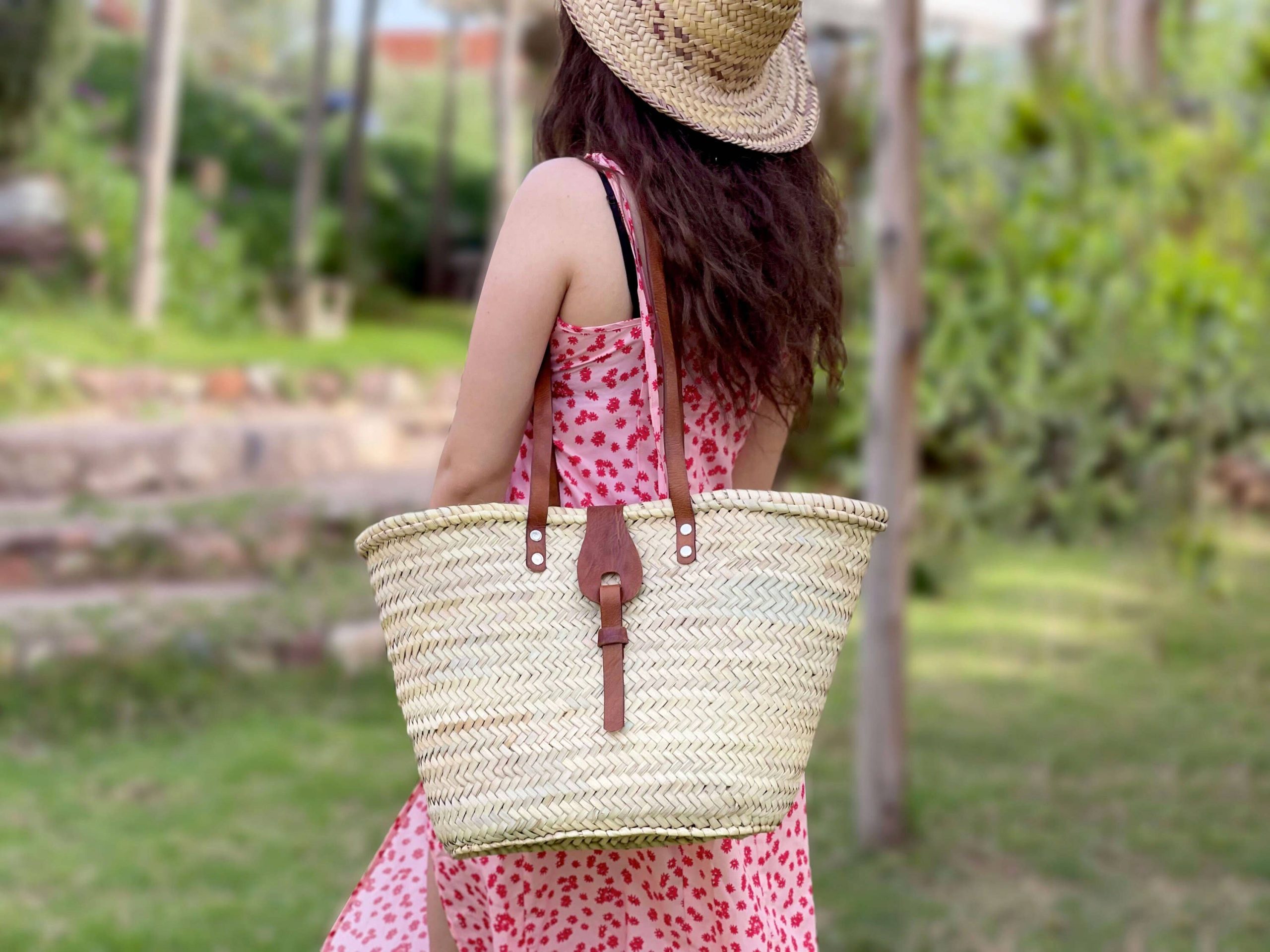 Handwoven Moroccan Straw Basket with Leather Handles - Image 2
