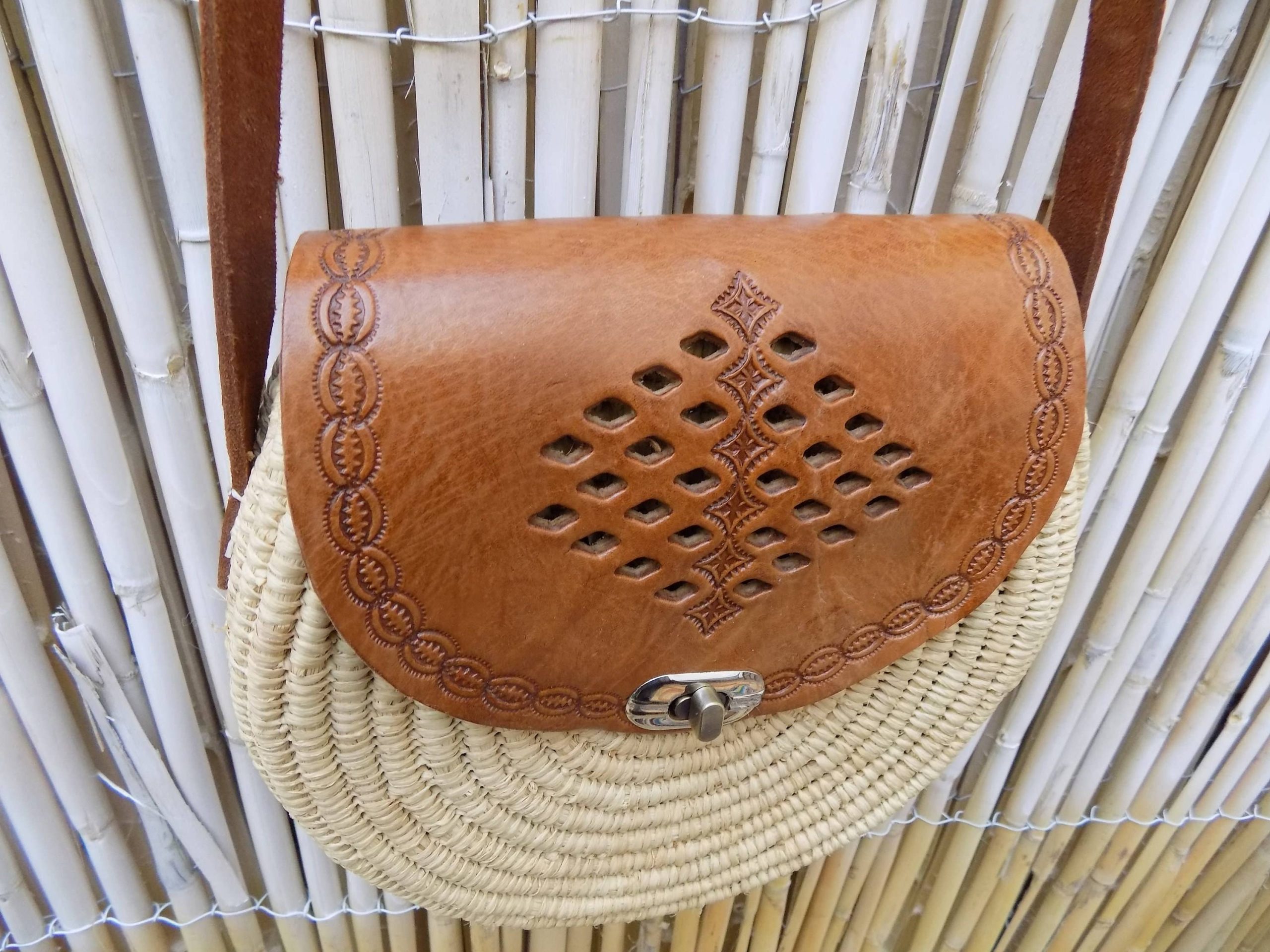Boho Moroccan Raffia Round Bag - Image 4