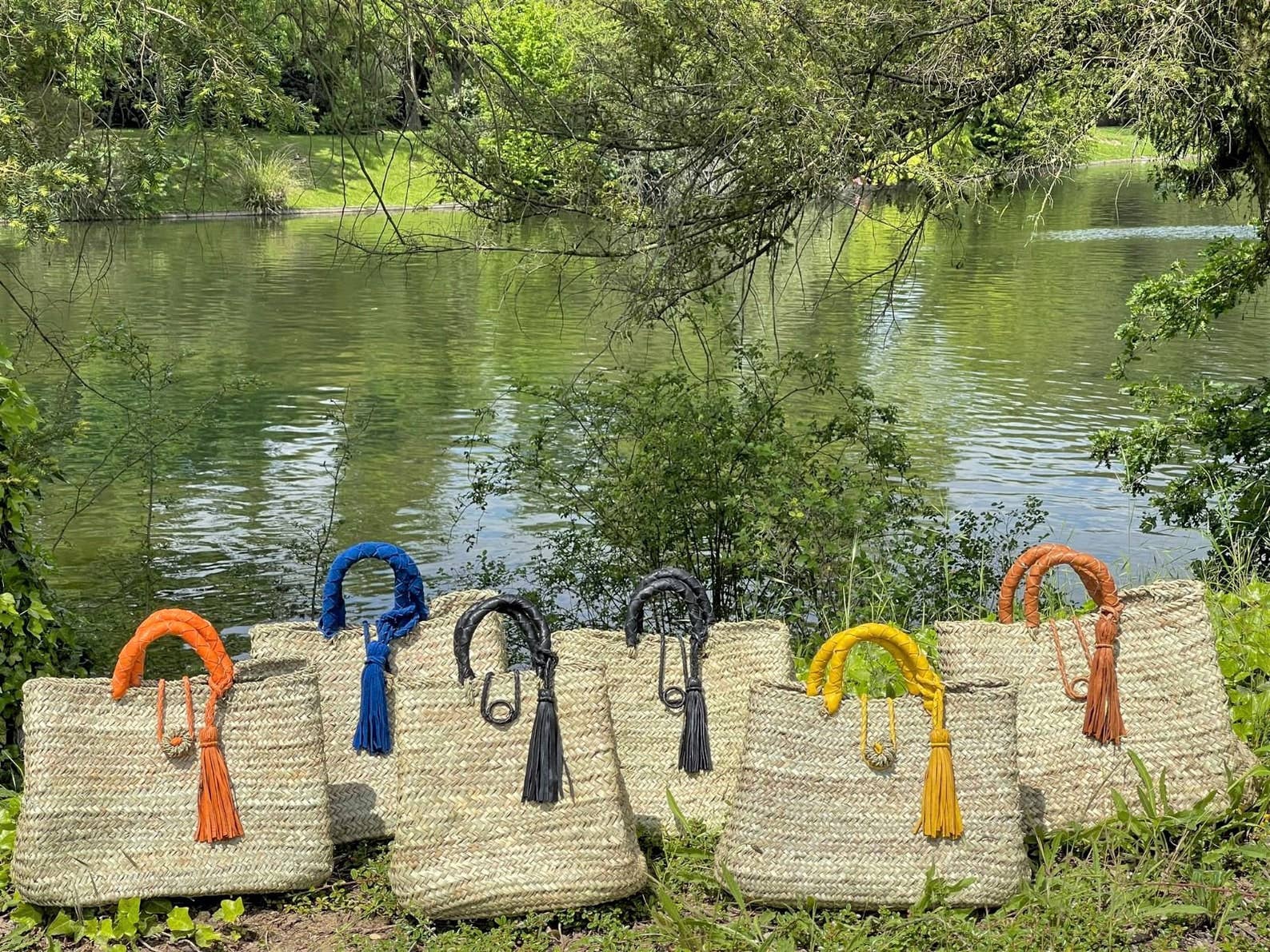 Bag with braided handles in leather - Image 5