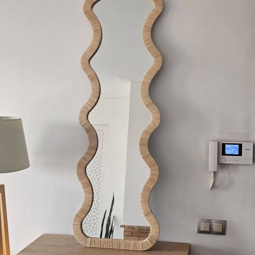 Moroccan raffia mirror in weav shape
