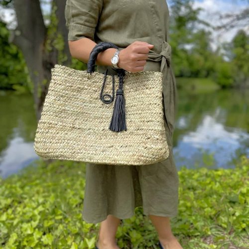 Bag with braided handles in leather