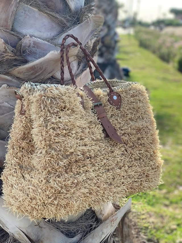 Handwoven Raffia Bag with Braided Leather Handles - Image 4