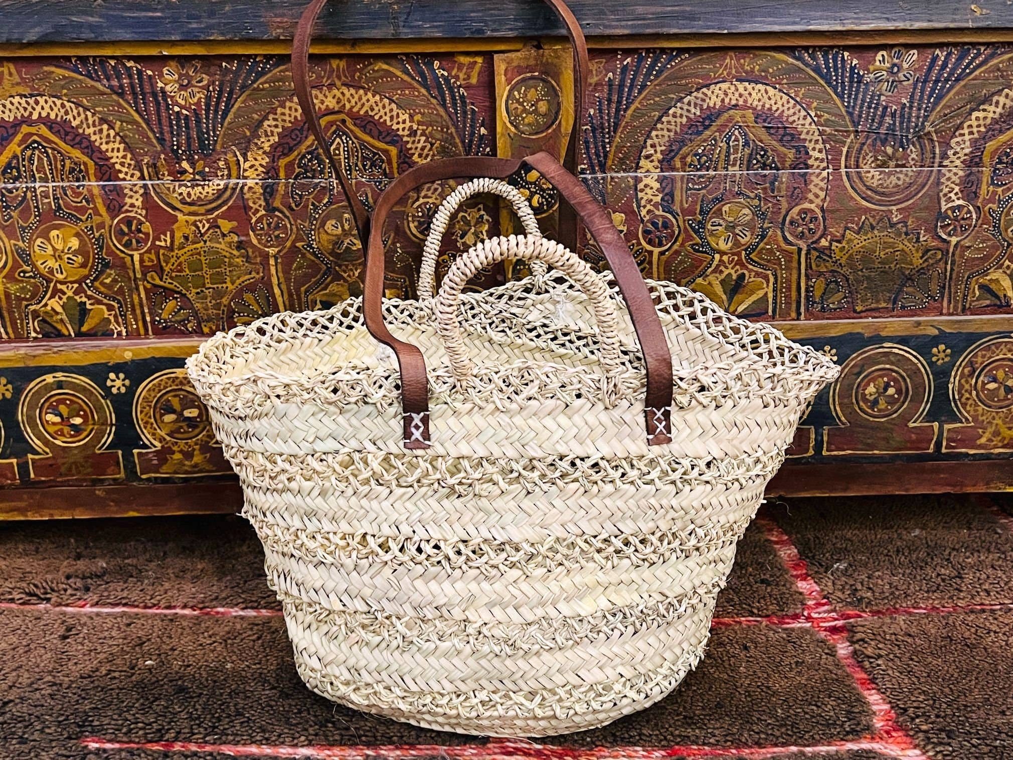 Handwoven Moroccan Straw Basket with Leather Handles - Image 2